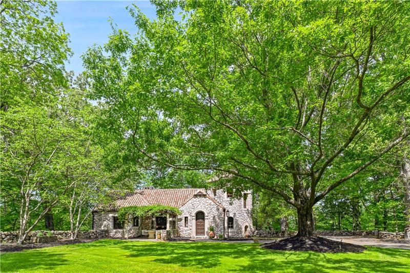 2100 West Wesley Road, Atlanta, GA